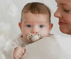 BIBS 2 Chupetes Infinity Simétrica Ivory/Sage^ Chupetes Con Diseños