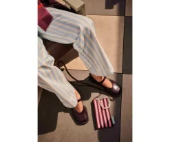 Rilla go Rilla Bolsito para Teléfono Knitted Chocolate + Bubblegum The Sticky Sis Club