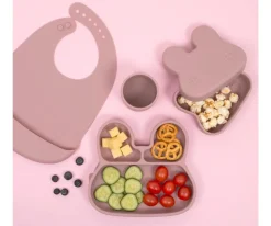 We Might Be Tiny Caja de Almuerzo Snackie® Bunny Dusty Rose