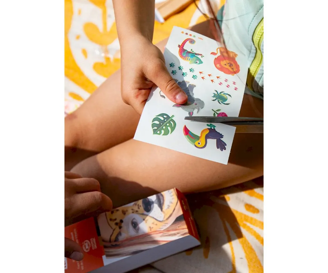 Namaki Caja de Maquillaje Vida Salvaje^Niños Pintura De Uñas, Brillos Y Tattoos