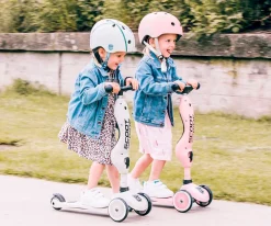 Niños Scoot and Ride Casco Medium Rose