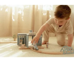 Niños Little Dutch Comisaría de Policía FSC