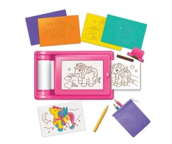 Niños 4M Estudio de Arte Unicornio