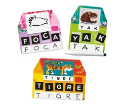 Niños HEADU Laboratorio de Escritura Montessori