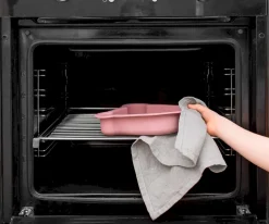 We Might Be Tiny Molde Oso para Tarta Silicona Dusty Rose^Niños Utensilios De Cocina Para Niños