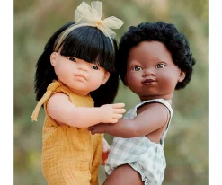 Niños Miniland Muñeca Asiática My Friends & Me 38 cm