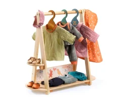 Djeco Perchero Pomea de Madera y 3 Perchas^Niños Accesorios Para Muñecas