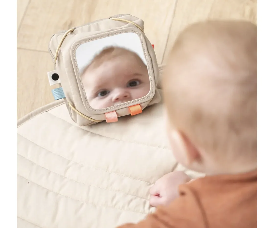 Niños Done by Deer Porta Tarjetas con Espejo Deer Friends Sand