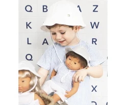 Niños Miniland Special Edition Muñeco con S. de Down y Conjunto de Paz Rodríguez